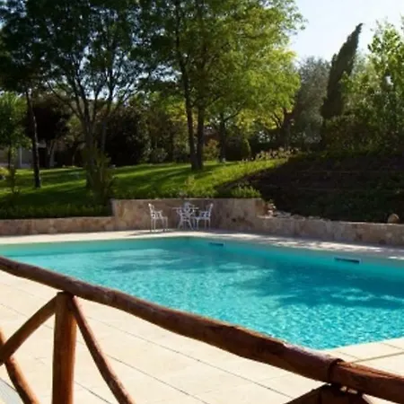 Il Fiore E La Farfalla Pieve Vecchia (Marche)