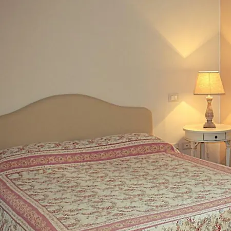 Bed & Breakfast Il Fiore E La Farfalla 3*